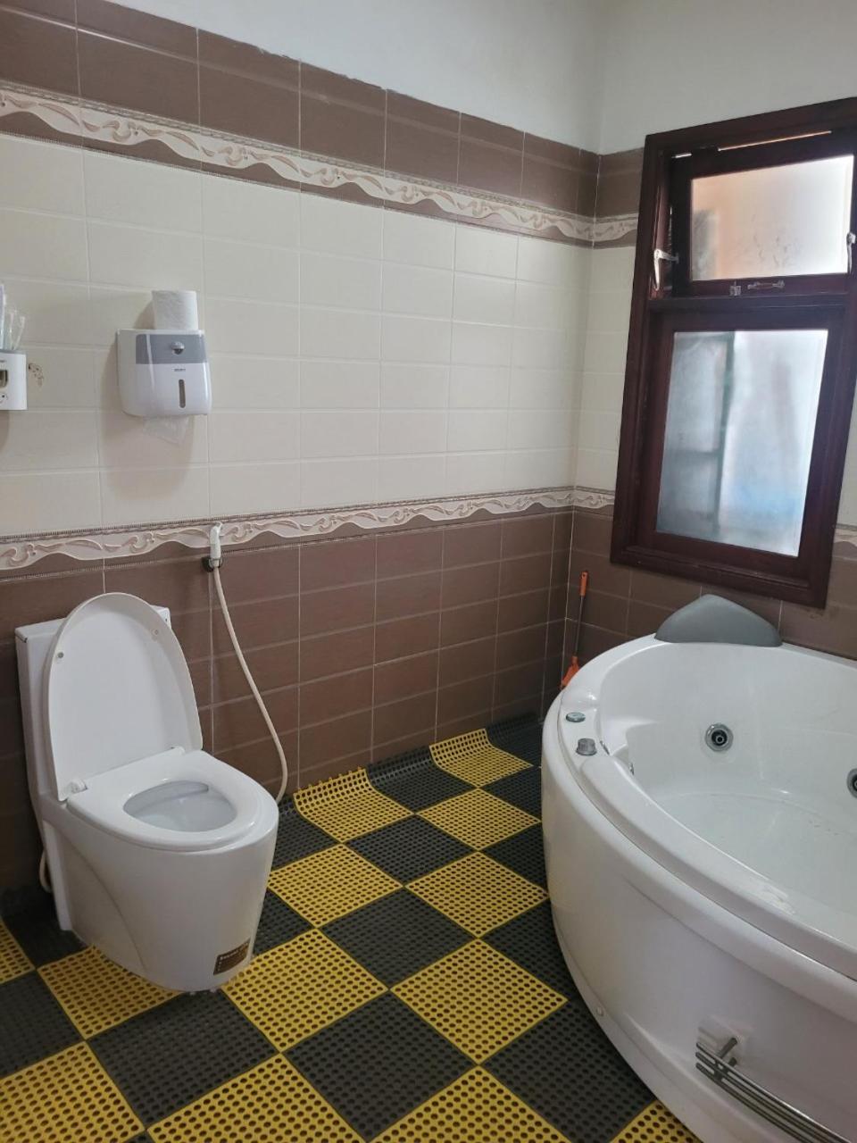 Hostel Ngoc Lien Tuy Hoa Eksteriør bilde